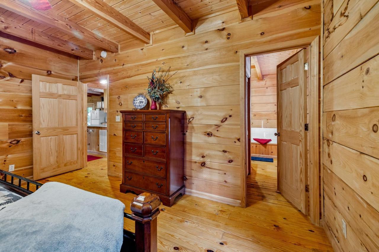 Willa Rustic Retreat West Jefferson Zewnętrze zdjęcie