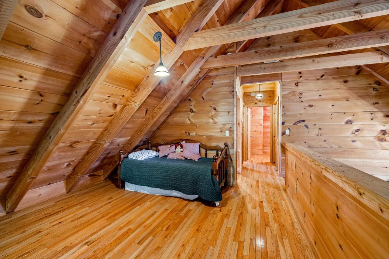 Willa Rustic Retreat West Jefferson Zewnętrze zdjęcie
